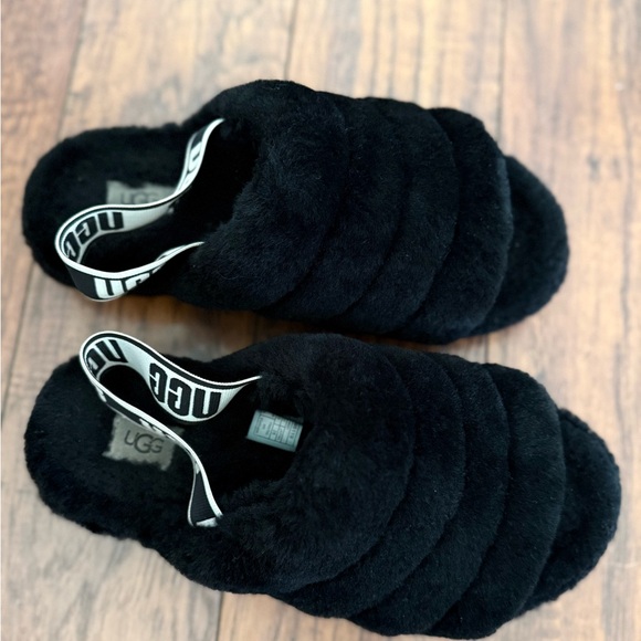 UGG “Fluff Yeah” Black Fluffy Sheepskin Slides Sandal Logo Branded Strap | 7 - Picture 5 of 10